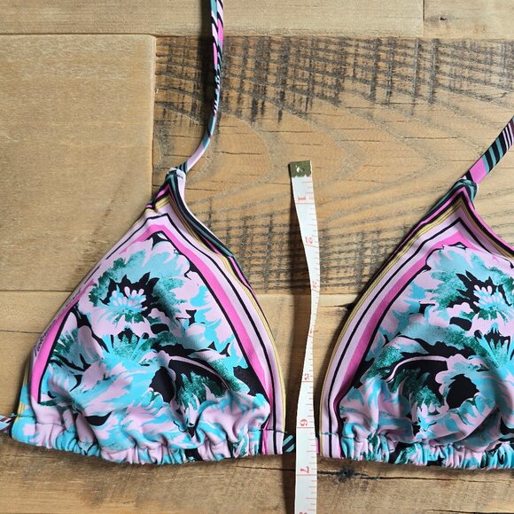 New with Tags Victorias Secret Swim BOHO Beach Triangle Bikini Top Large - Picture 10 of 10